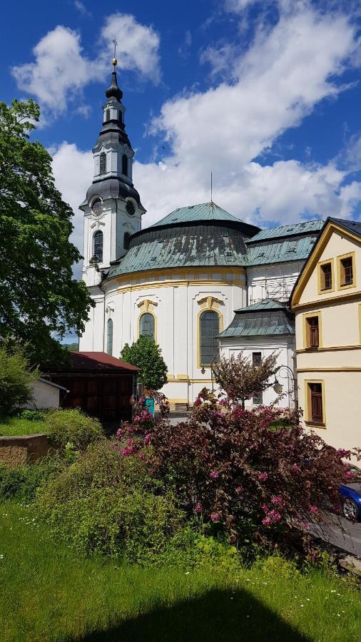 Apartman Spalovka Nový Bor Buitenkant foto